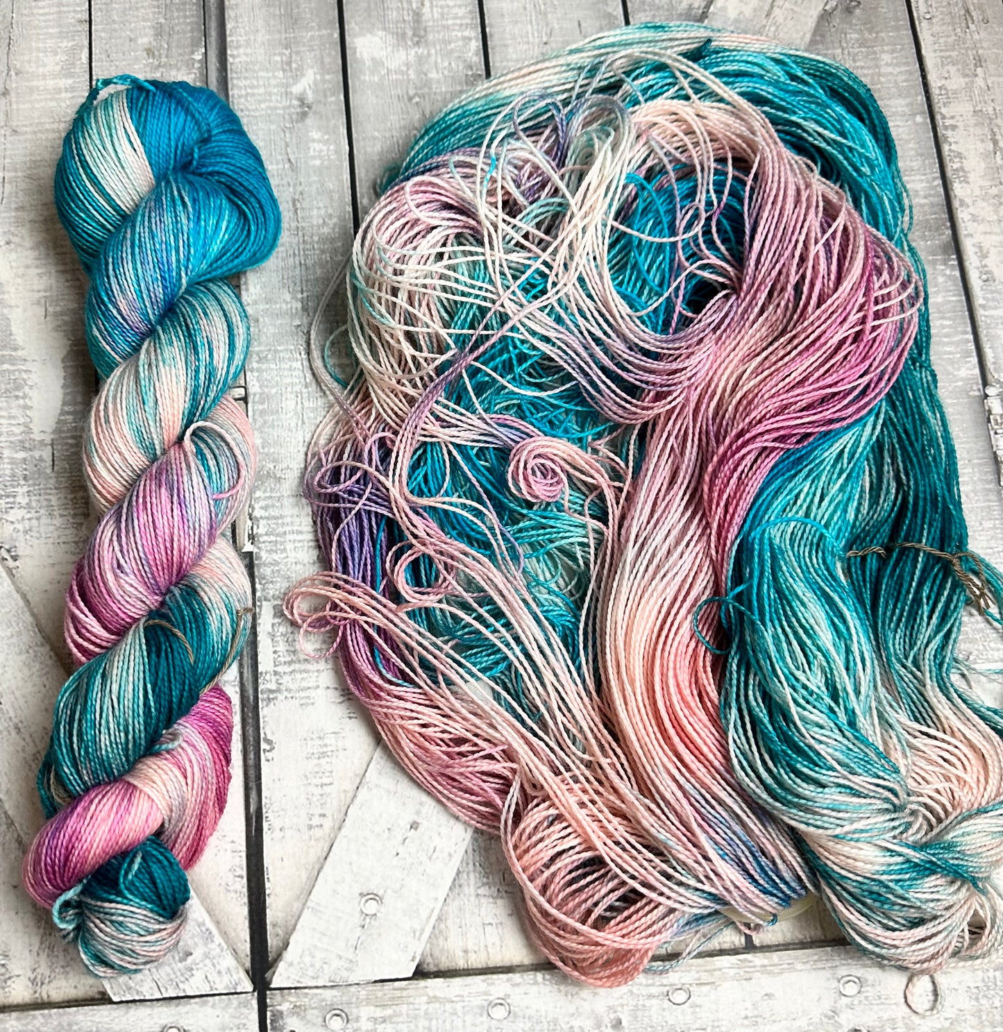 HIBISCUS FLOWERS Toad Hollow Yarns