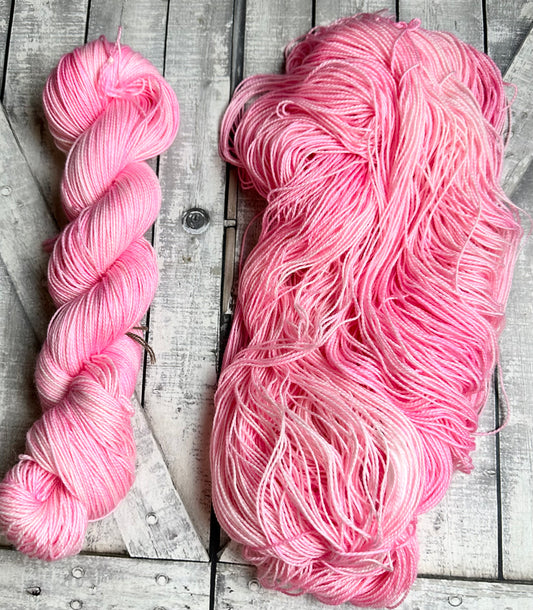 PINK TUTUS, Toad Hollow Yarns