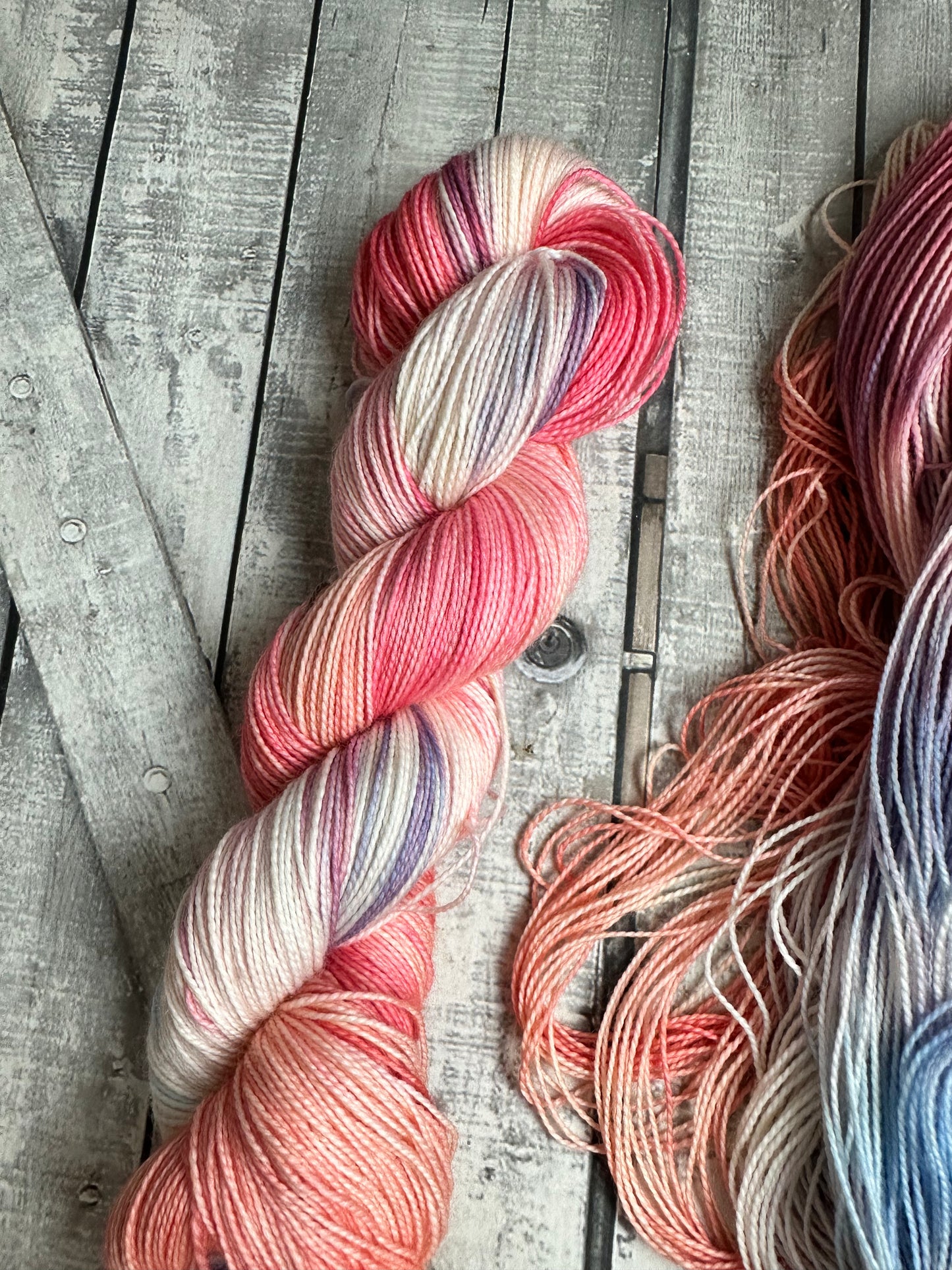 BOUQUET OF FLOWERS Toad Hollow Yarns