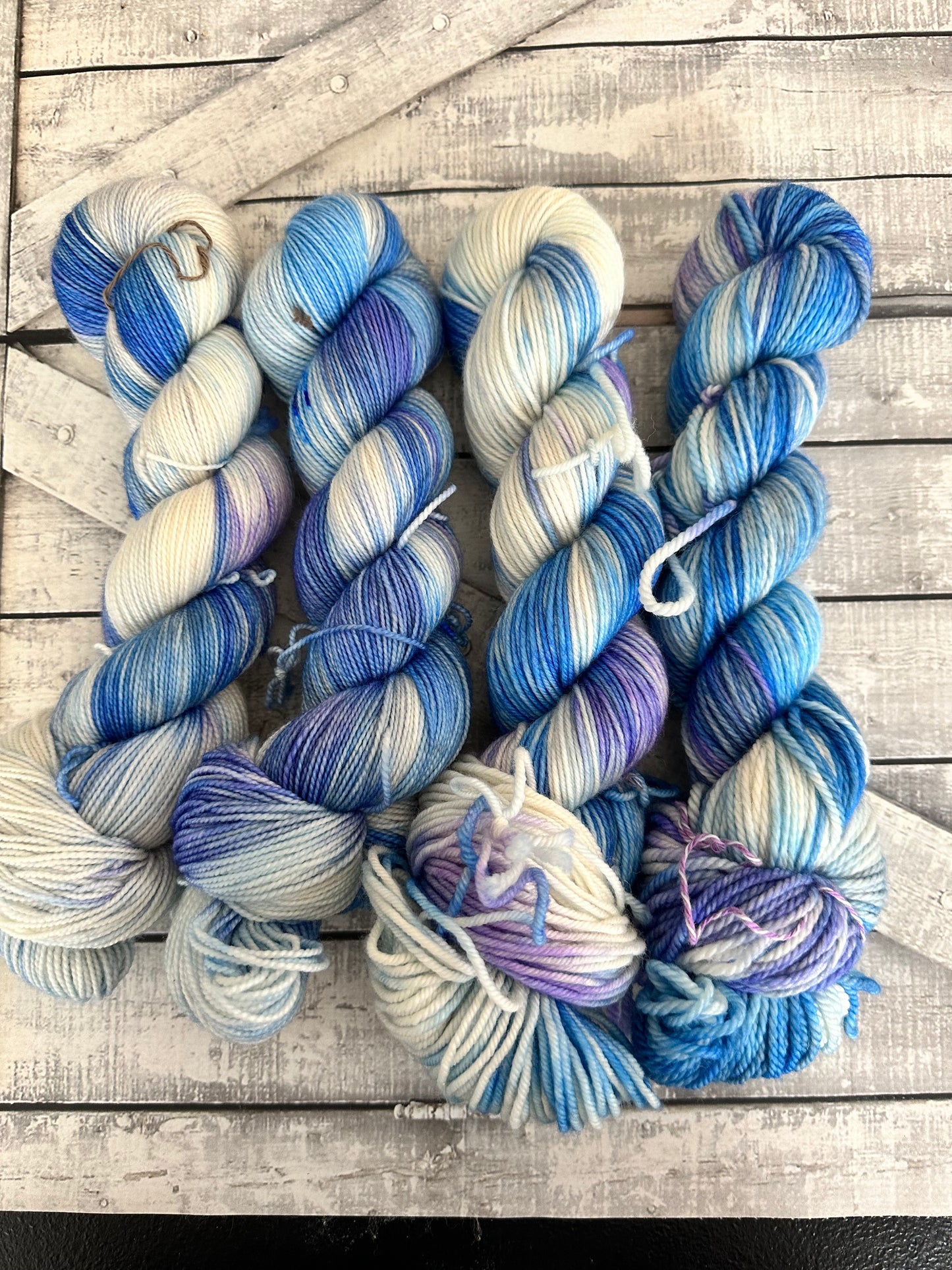 MID-WINTER’S NIGHT, Hugo’s Picks, Toad Hollow Yarns