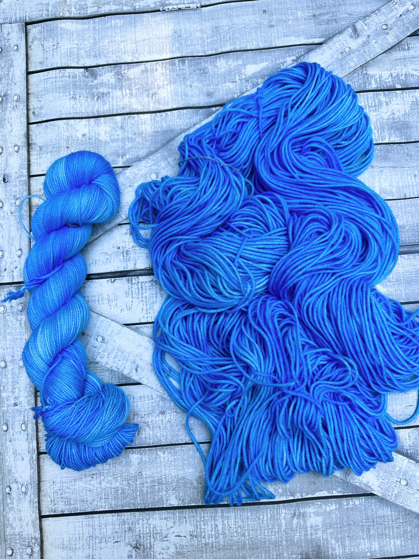 BLUESTOCKINGS, Toad Hollow Yarns
