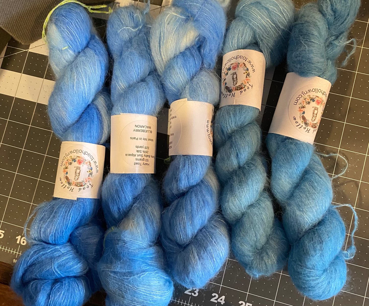 Hairy Toad - 74% Baby Suri Alpaca, 26% Silk - 50 Grams
