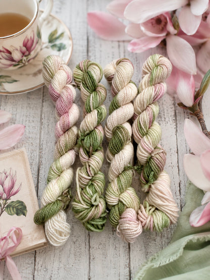 MAGNOLIA BLOSSOMS, Toad Hollow Yarns