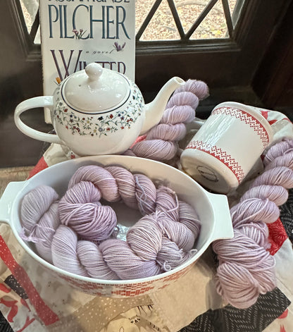 DUSTY ROSE, Toad Hollow Yarns