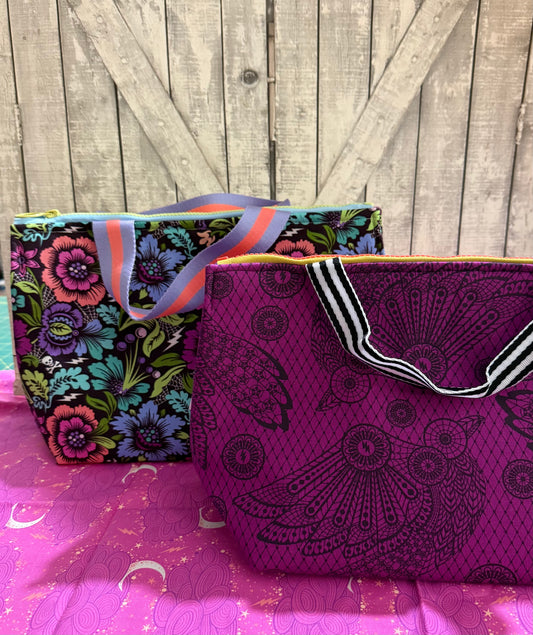 NIGHTSHADE DEJA VU Kit Bag -  size small, Toad Hollow Bags, Knitting Project Bag