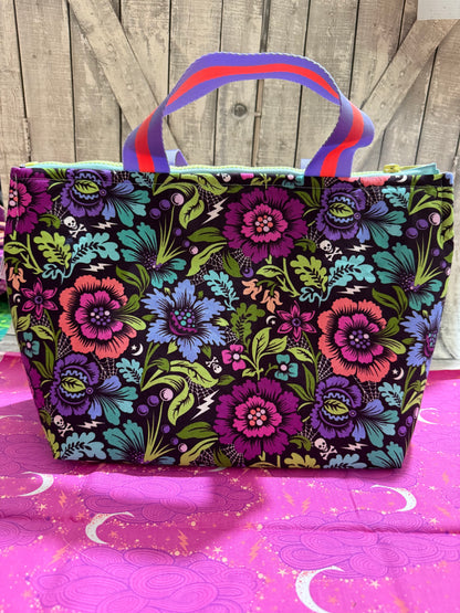 NIGHTSHADE DEJA VU Kit Bag -  size small, Toad Hollow Bags, Knitting Project Bag