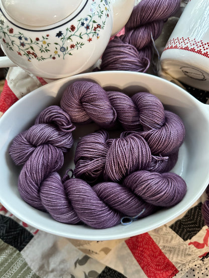 IMPERIAL, Toad Hollow Yarns