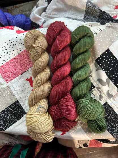 OAK, Red Toad Hollow Yarns