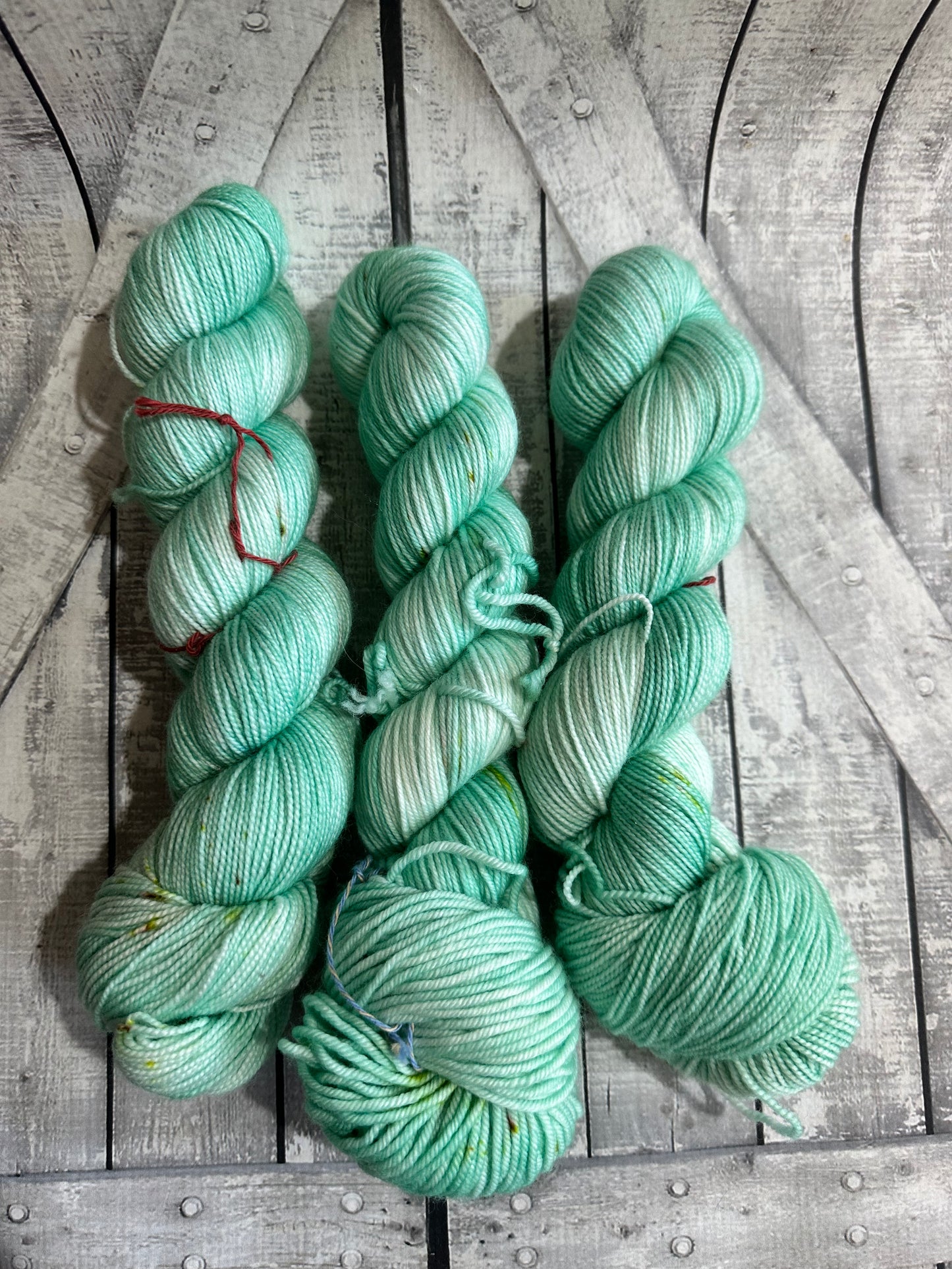 OOAK - BLUE GREEN Toad Hollow Yarns