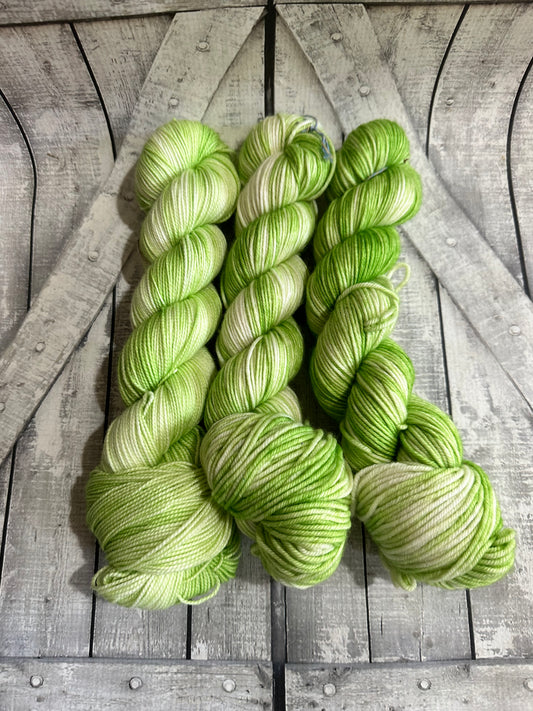 OOAK - BRIGHT GREEN Toad Hollow Yarns