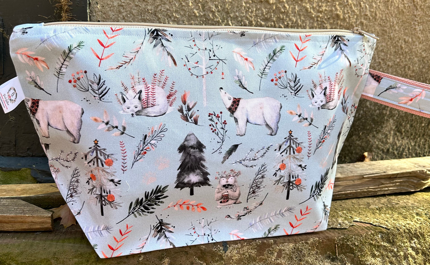 BLUE FOREST ANIMALS Christmas Wedge Project Bag