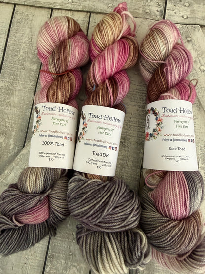 MRS HALL - All Creatures Great & Small Collection Toad Hollow Yarns